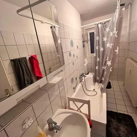Monteur Pro Bett Frankfurt * فرانكفورت